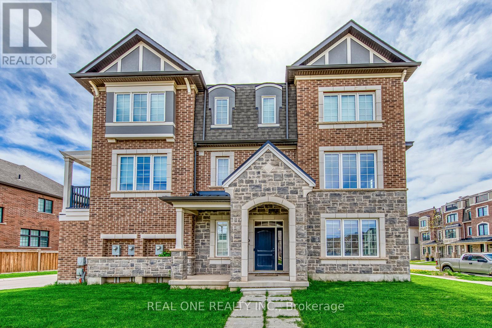 1402 LAKEPORT CRESCENT, Oakville, Ontario