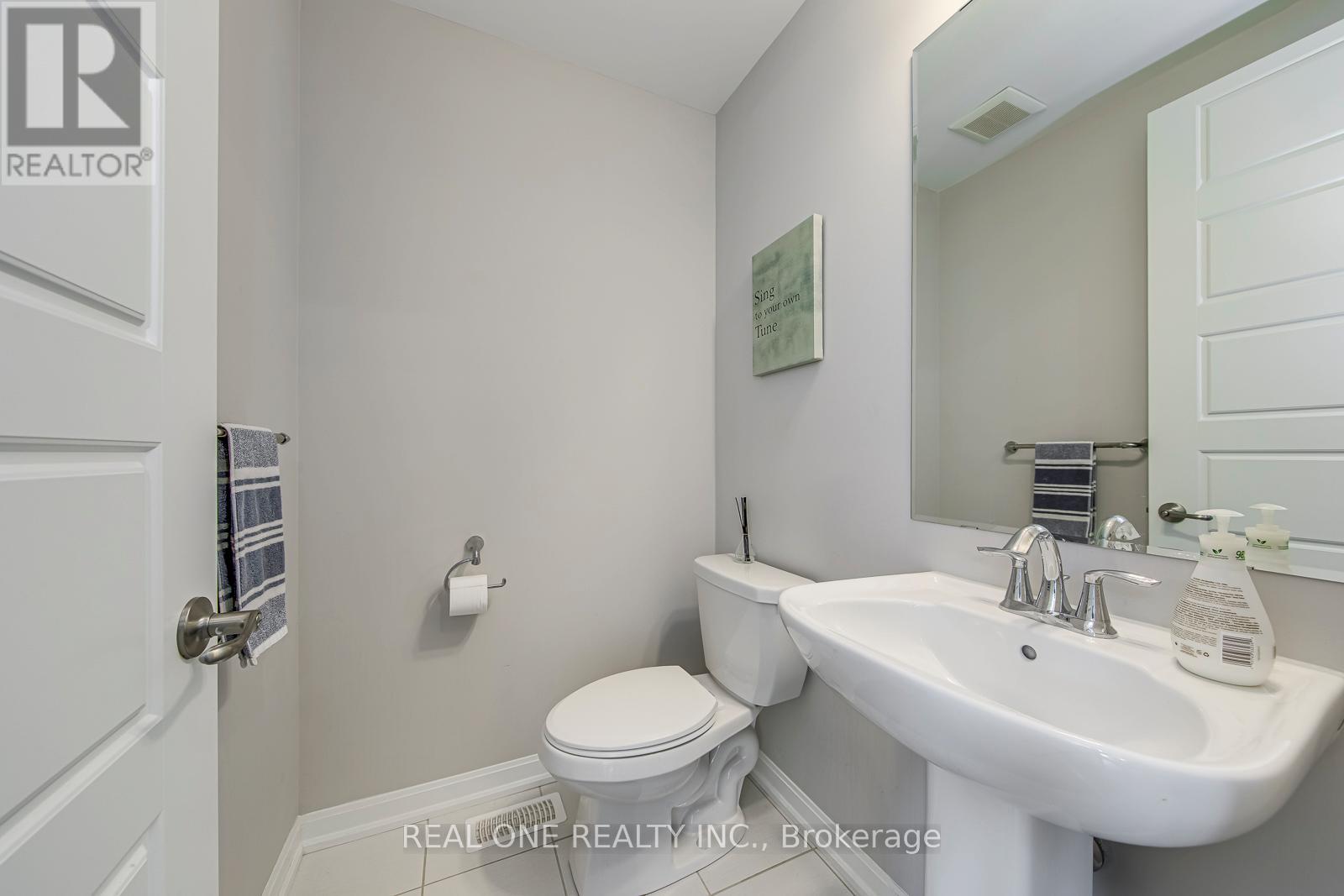 1402 Lakeport Crescent, Oakville, Ontario  L6H 3S1 - Photo 24 - W13142288