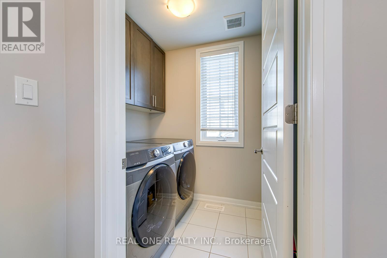 1402 Lakeport Crescent, Oakville, Ontario  L6H 3S1 - Photo 25 - W13142288