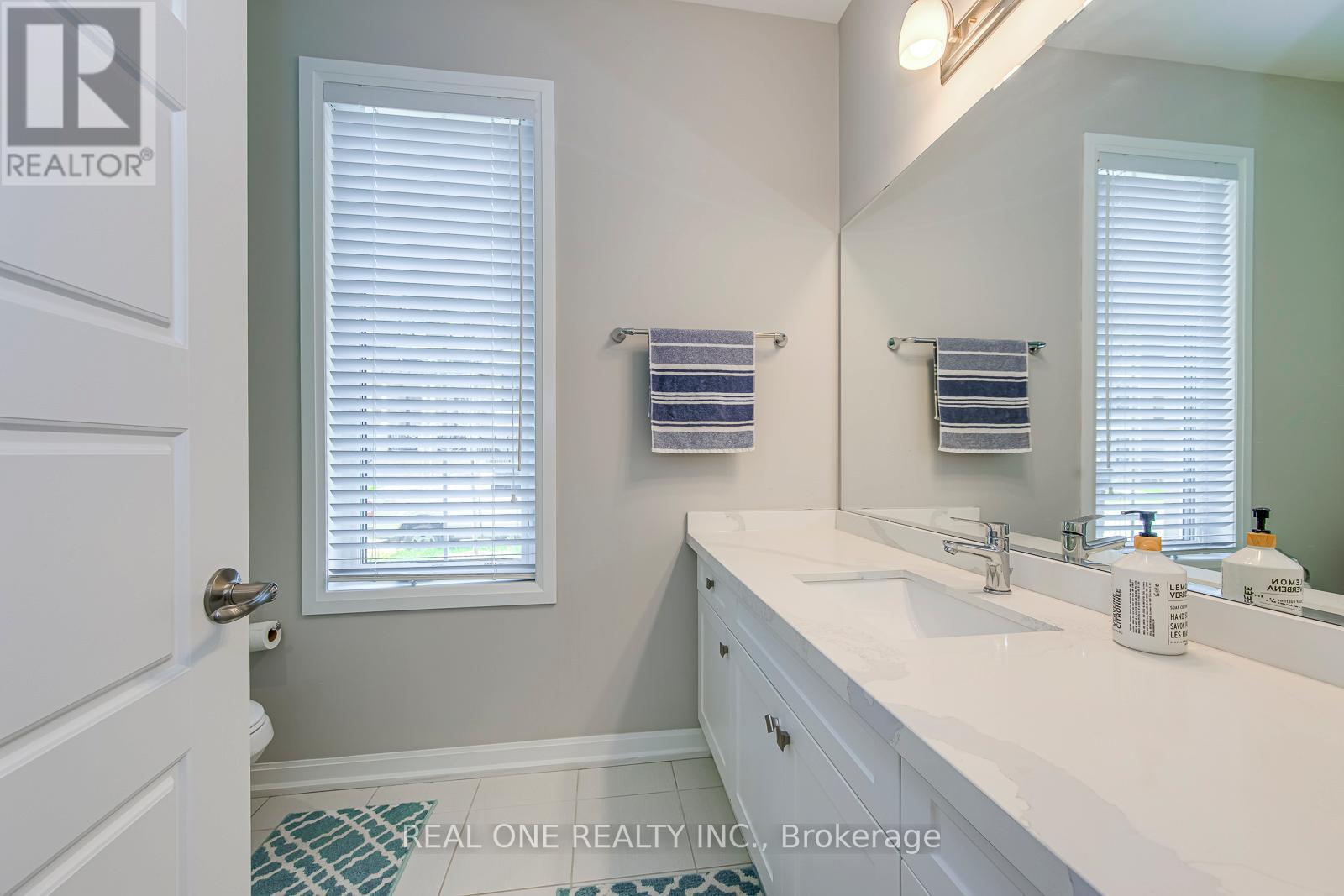 1402 Lakeport Crescent, Oakville, Ontario  L6H 3S1 - Photo 7 - W13142288