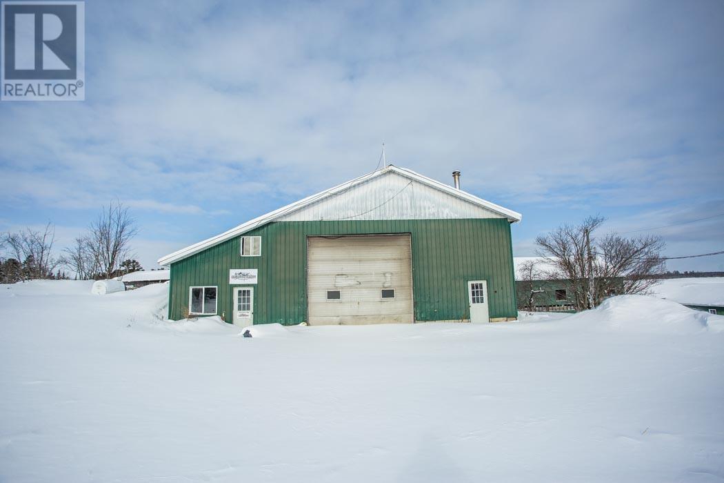 3064 Government Rd, Whole Package, Laird, Ontario  P0R 1E0 - Photo 16 - SM252798