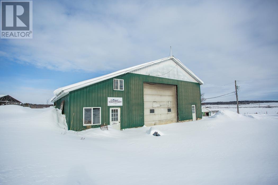 3064 Government Rd, Whole Package, Laird, Ontario  P0R 1E0 - Photo 17 - SM252798