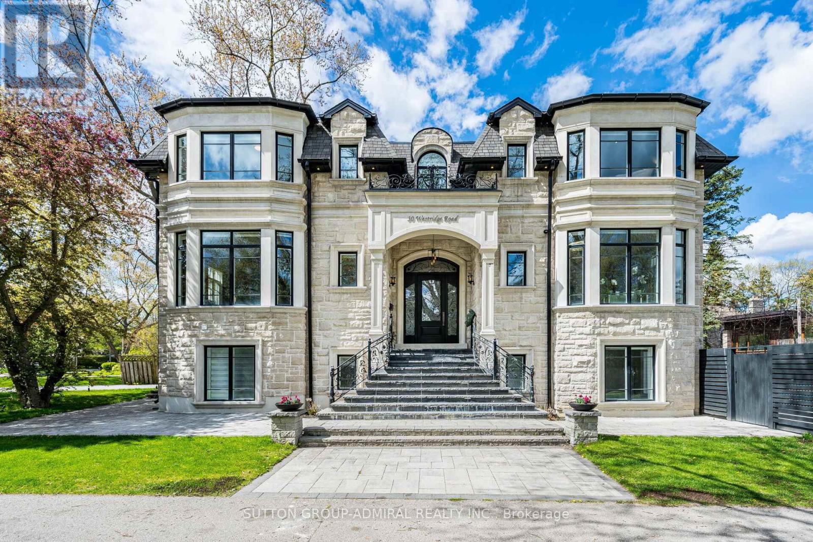 30 WESTRIDGE ROAD, Toronto, Ontario