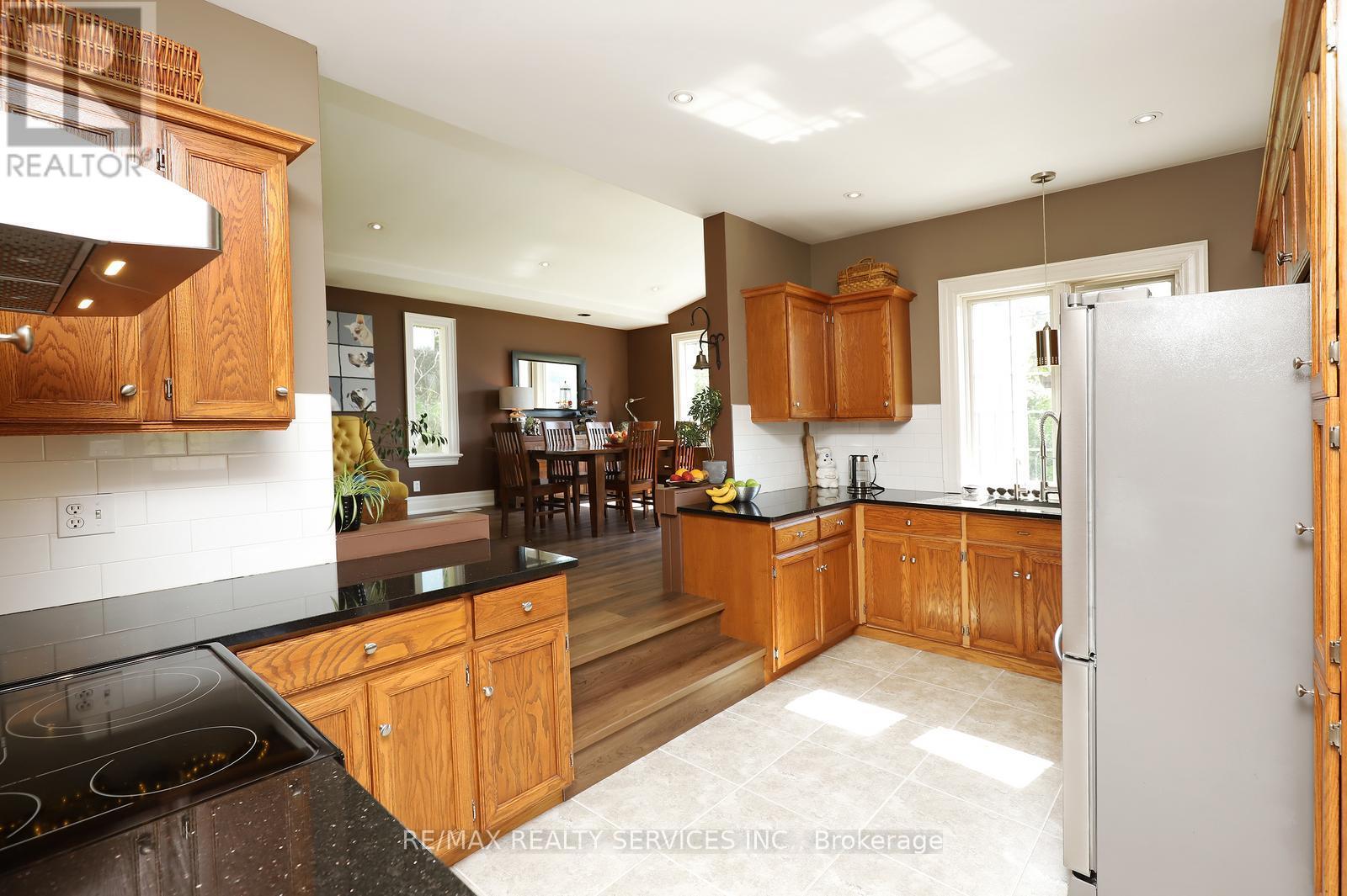 15951 Humber Station Road, Caledon, Ontario  L7E 3A3 - Photo 17 - W13142504