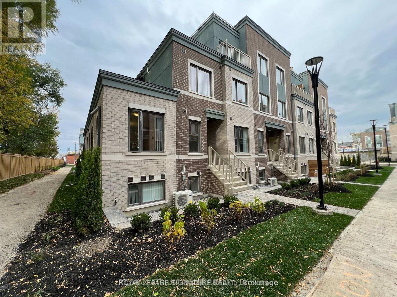 101 - 30 William Jackson Way, Toronto, Ontario M8V 0J7 - Photo 2 - W13142506