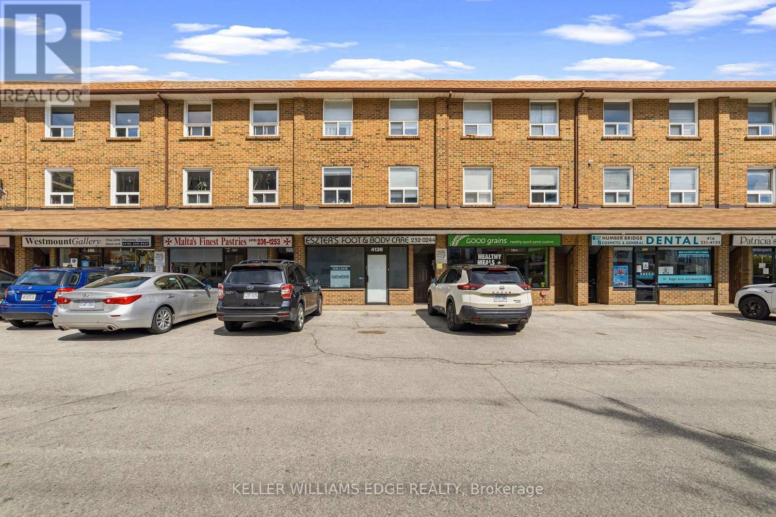 4136 DUNDAS STREET W, Toronto, Ontario