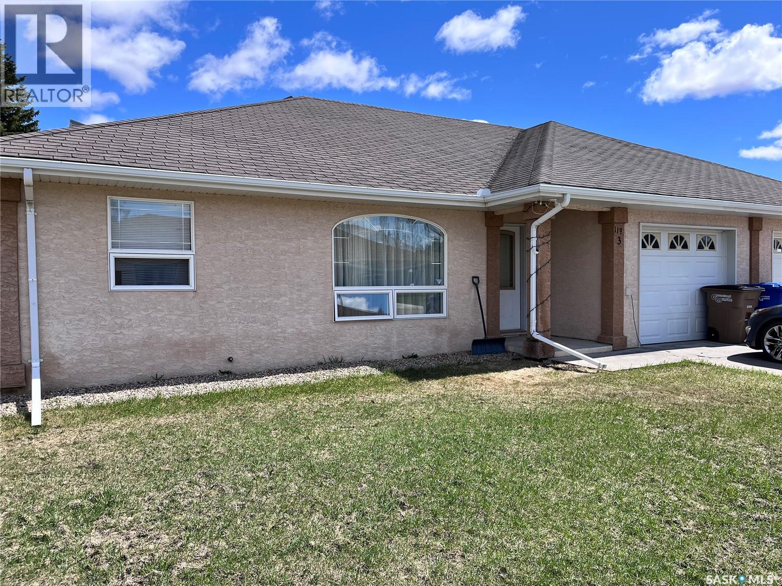 3 119 McKendry AVENUE W, Melfort, Saskatchewan