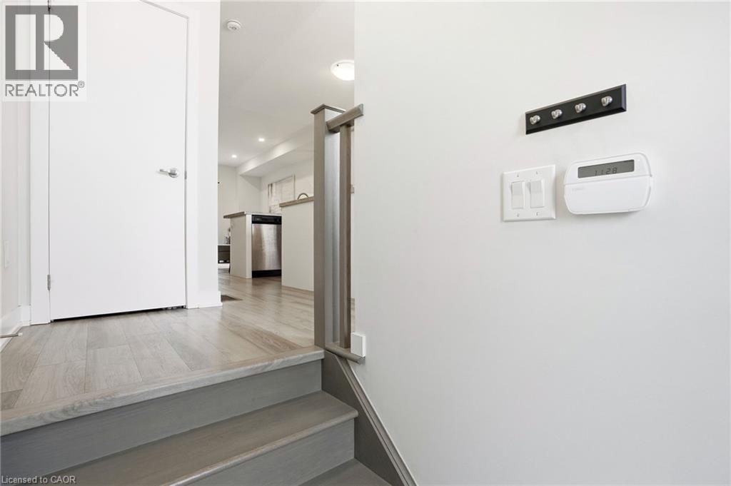 59 Markle Crescent, Ancaster, Ontario  L9G 0H3 - Photo 6 - 40830379