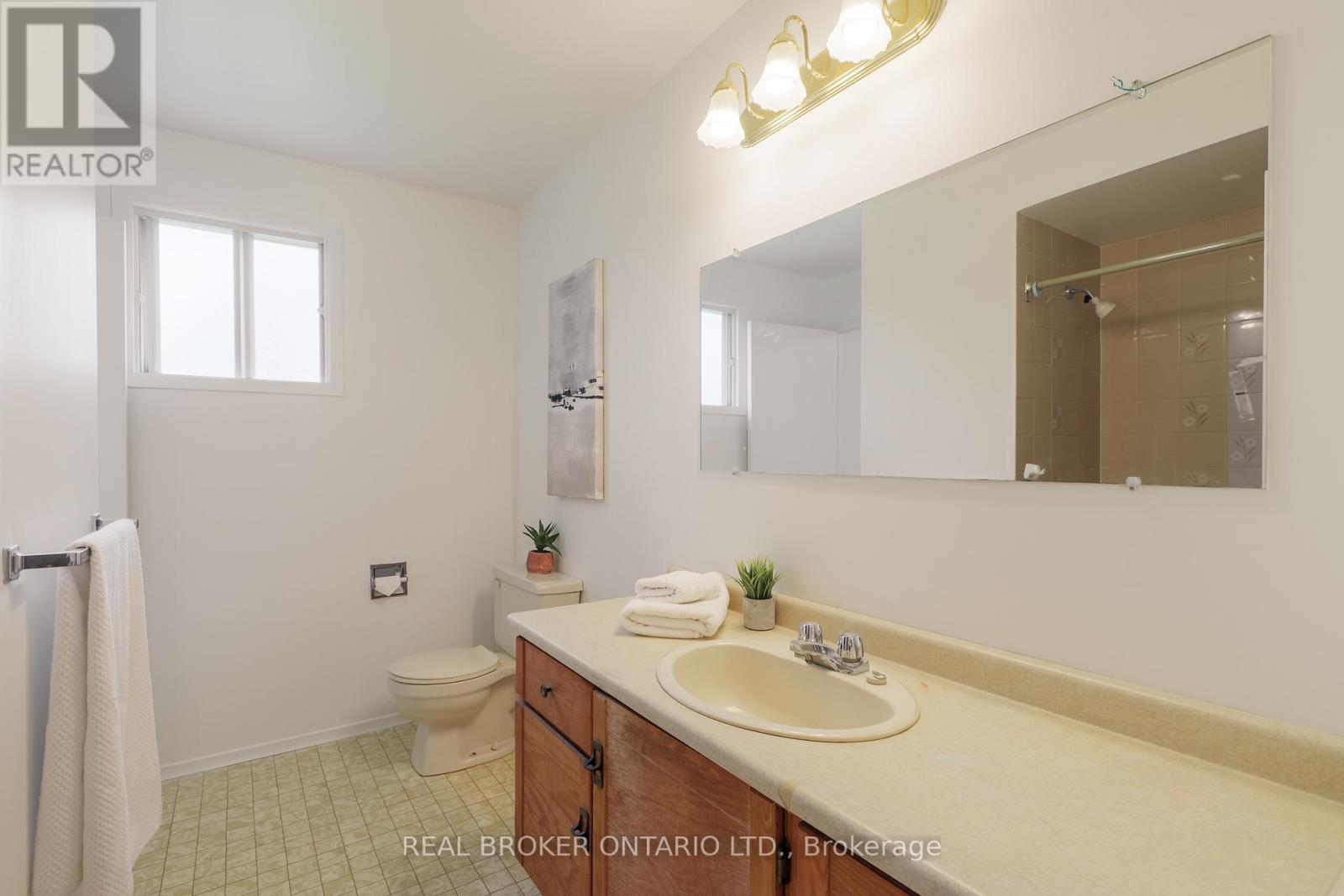 194 Fiddlers Green Road, Hamilton, Ontario  L9G 1W6 - Photo 15 - X13142358
