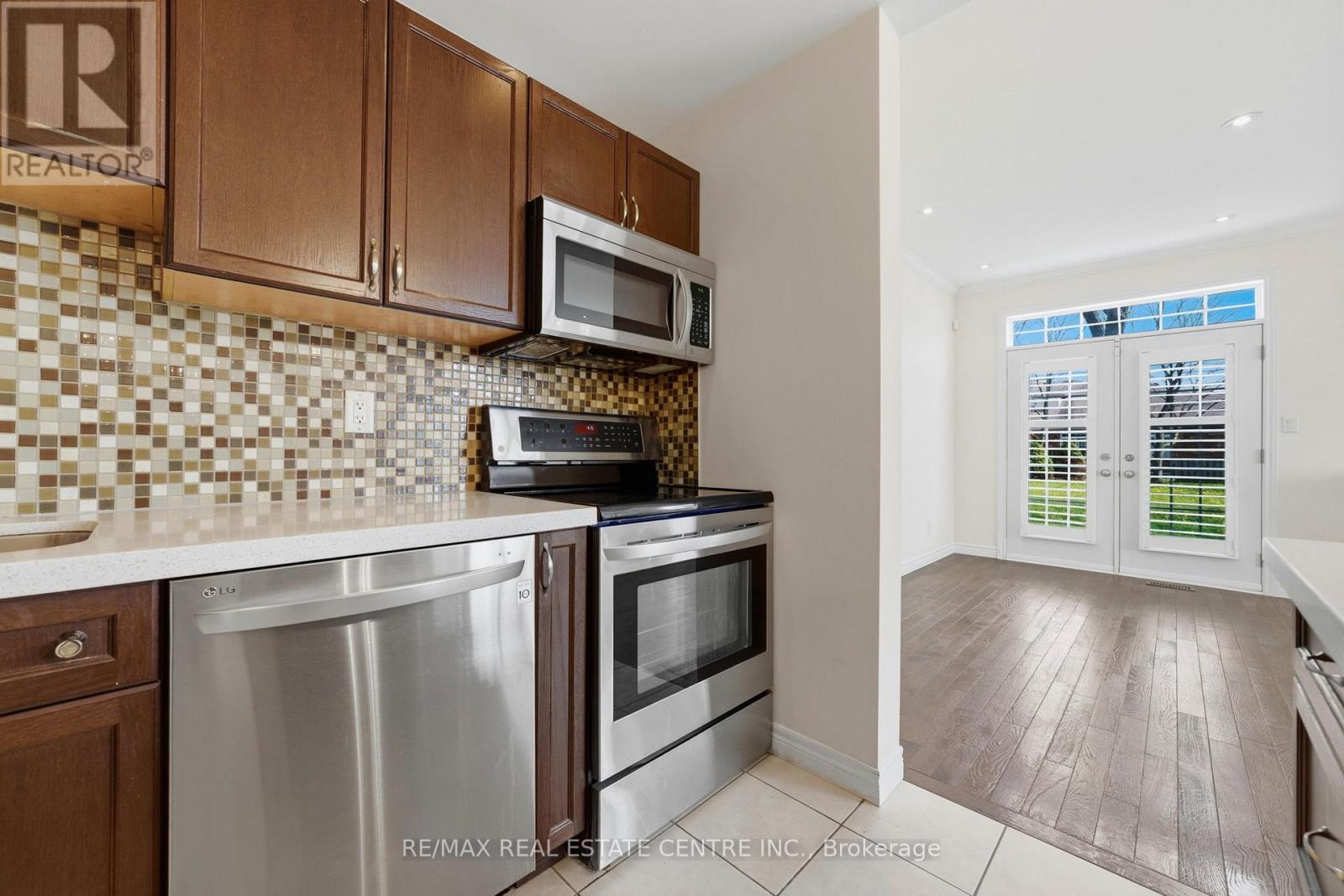 1 - 876 Golf Links Road, Hamilton, Ontario  L9G 3K9 - Photo 13 - X13142484
