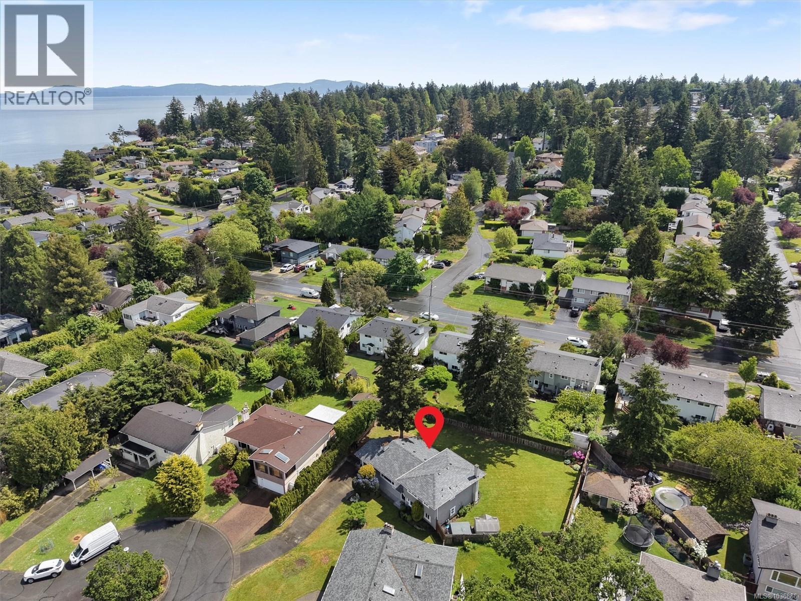 1582 Fremont Pl, Saanich, British Columbia  V8N 4Y5 - Photo 33 - 1036886