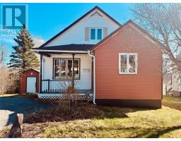 11 Crescent Heights