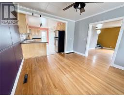 11 Crescent Heights