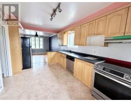 11 Crescent Heights