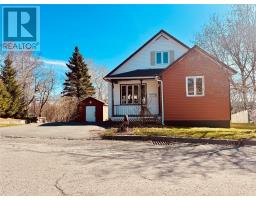 11 Crescent Heights