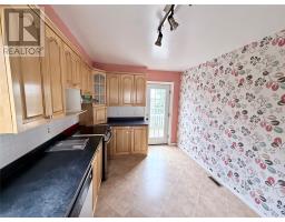 11 Crescent Heights