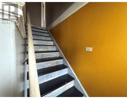 11 Crescent Heights