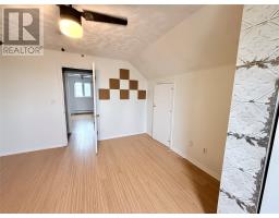 11 Crescent Heights
