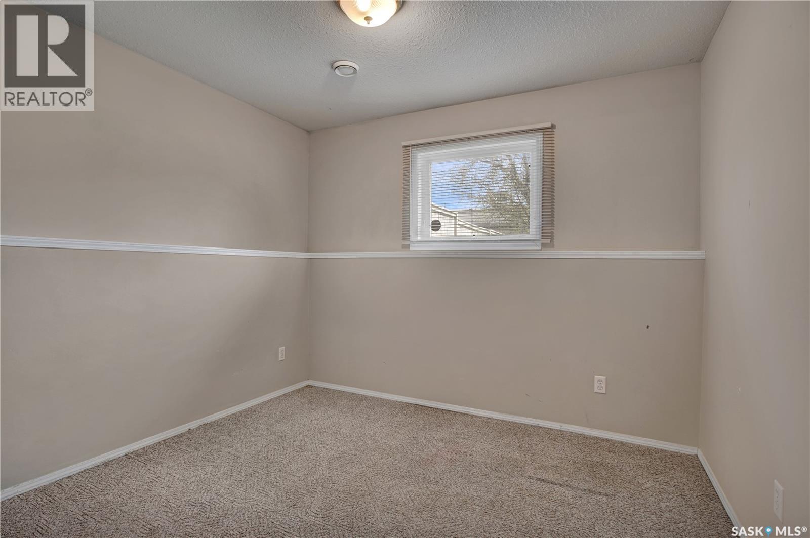 1418 B Avenue N, Saskatoon, Saskatchewan  S7L 1G8 - Photo 25 - SK036355