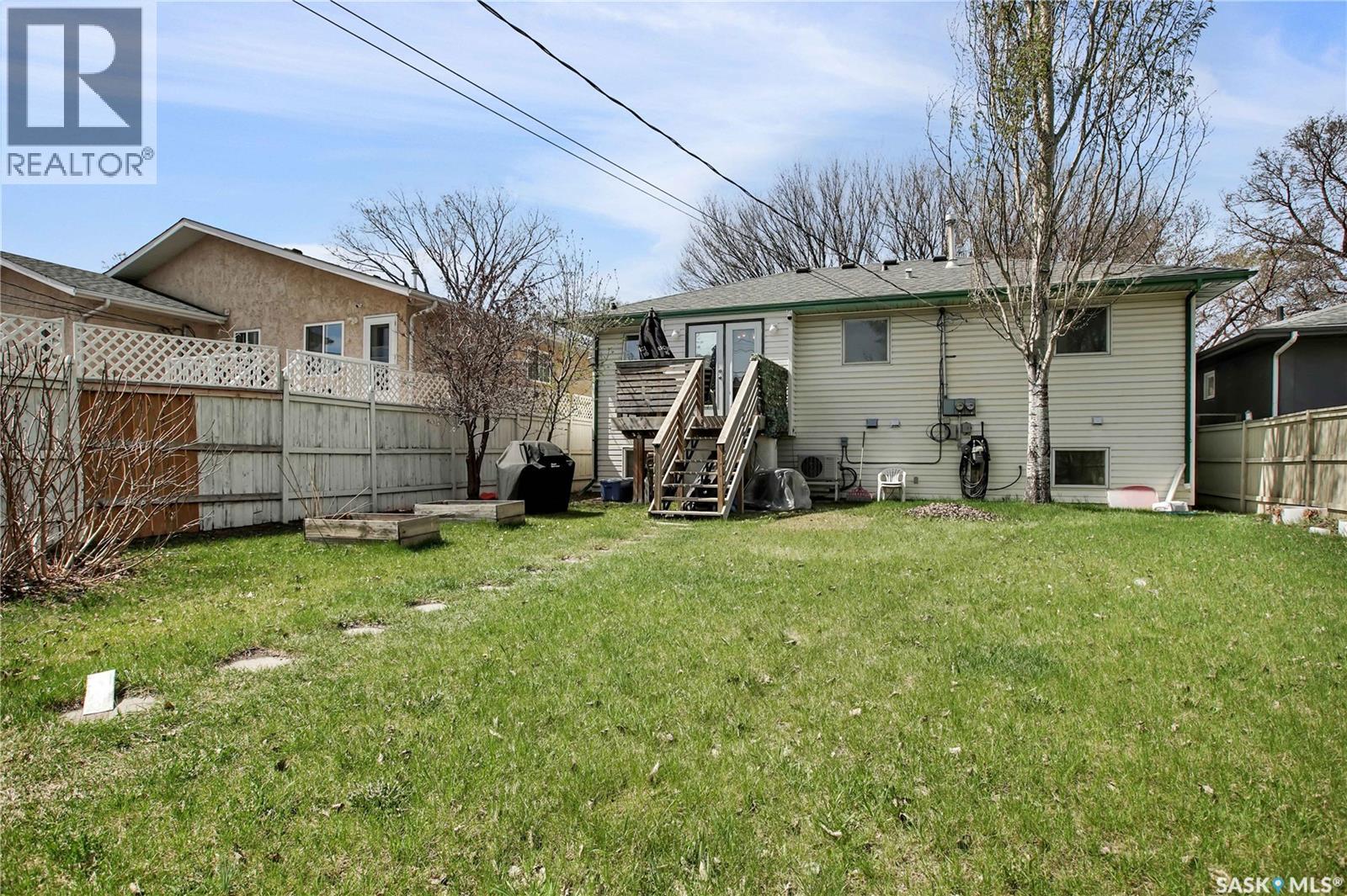 1418 B Avenue N, Saskatoon, Saskatchewan  S7L 1G8 - Photo 29 - SK036355