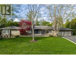 237 BURGUNDY DRIVE, Oakville, Ontario