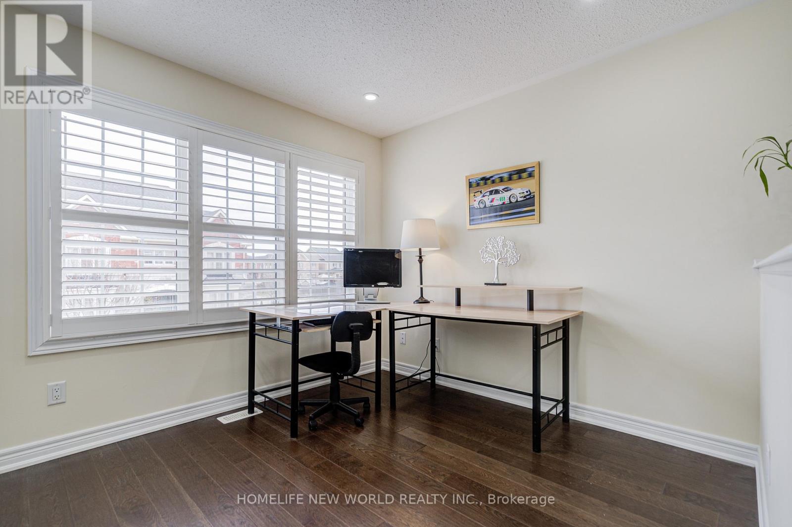 88 Roth Street, Aurora, Ontario  L4G 0W7 - Photo 24 - N12877202