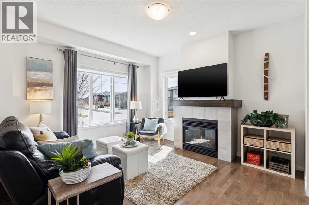 8 Walgrove Green Se, Calgary, Alberta  T2X 2H8 - Photo 4 - A2305547