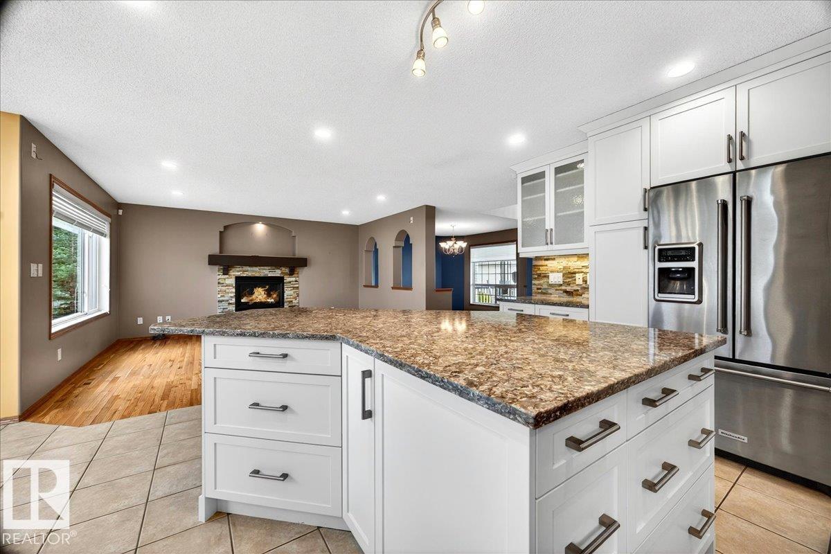 11824 13 Av Nw, Edmonton, Alberta  T6J 7E9 - Photo 16 - E4488529