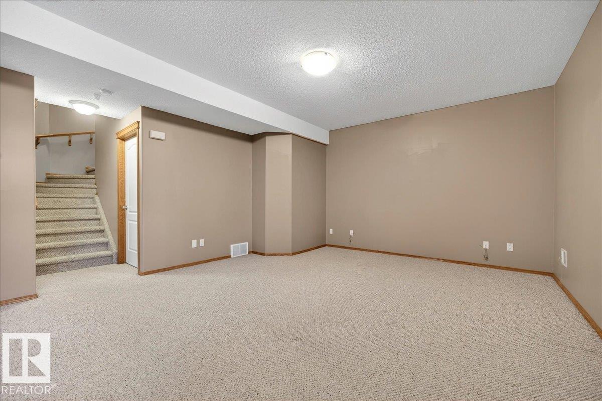 11824 13 Av Nw, Edmonton, Alberta  T6J 7E9 - Photo 49 - E4488529