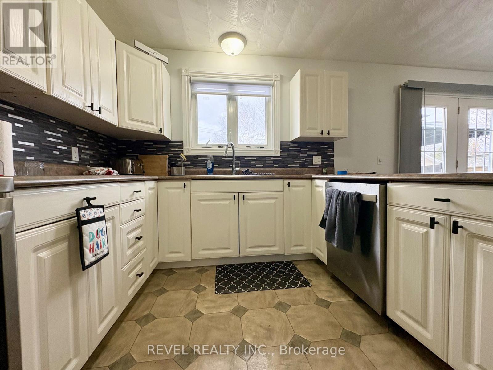 97 Fourteenth Avenue, Cochrane, Ontario  P0L 1C0 - Photo 10 - T13142680