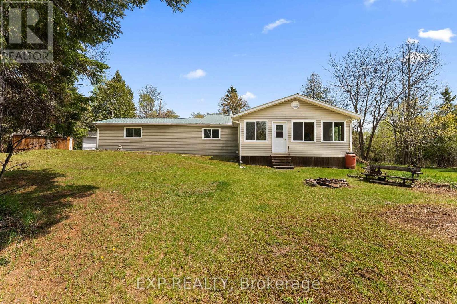 6015 Centennial Drive, Greater Madawaska, Ontario  K0J 2R0 - Photo 5 - X13142690