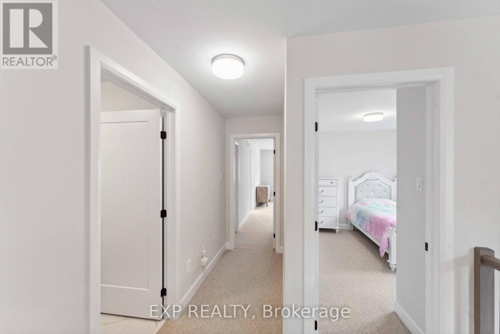 934 Clarkia Street, Ottawa, Ontario  K1T 0Y1 - Photo 17 - X13142548