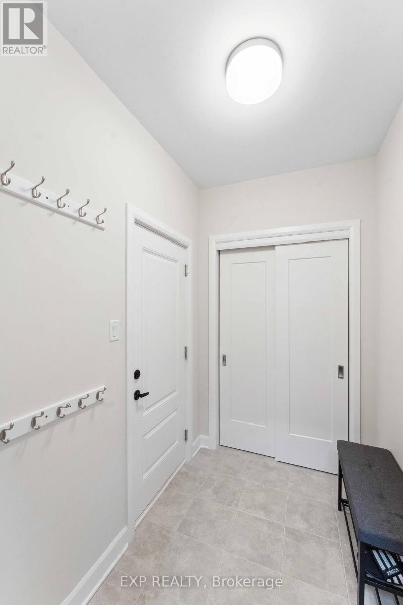 934 Clarkia Street, Ottawa, Ontario  K1T 0Y1 - Photo 19 - X13142548