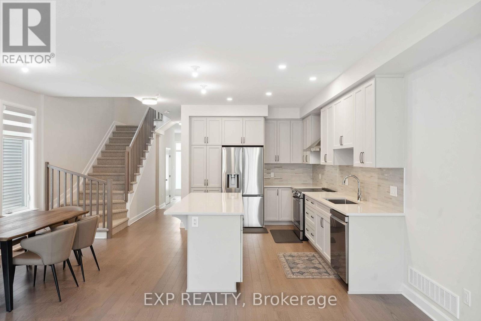 934 Clarkia Street, Ottawa, Ontario  K1T 0Y1 - Photo 21 - X13142548