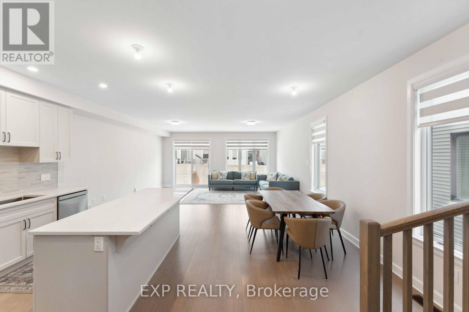 934 Clarkia Street, Ottawa, Ontario  K1T 0Y1 - Photo 33 - X13142548
