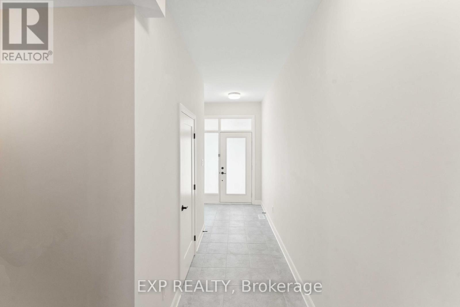 934 Clarkia Street, Ottawa, Ontario  K1T 0Y1 - Photo 34 - X13142548