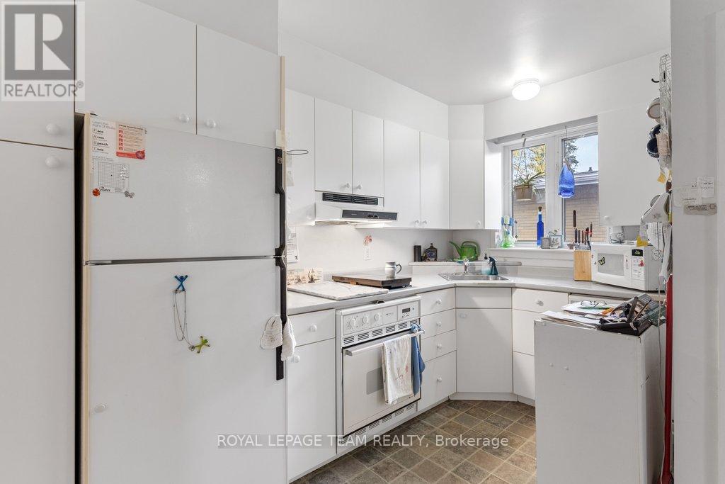 684 Wavell Avenue, Ottawa, Ontario  K2A 3B1 - Photo 11 - X13142644