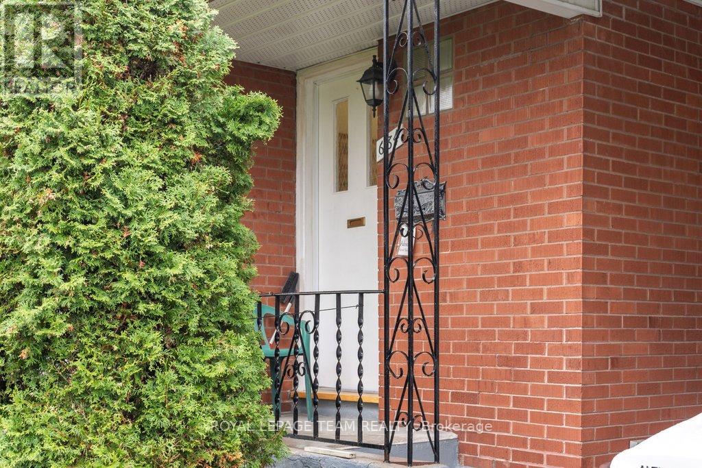 684 Wavell Avenue, Ottawa, Ontario  K2A 3B1 - Photo 2 - X13142644