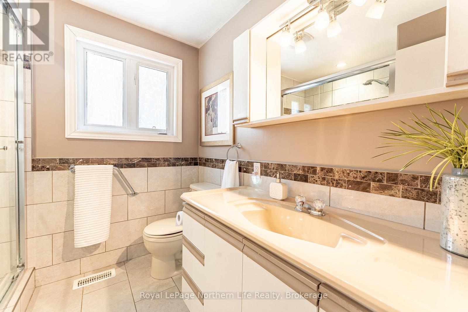 1608 Parkwood Drive, North Bay, Ontario  P1B 4R4 - Photo 25 - X13142672