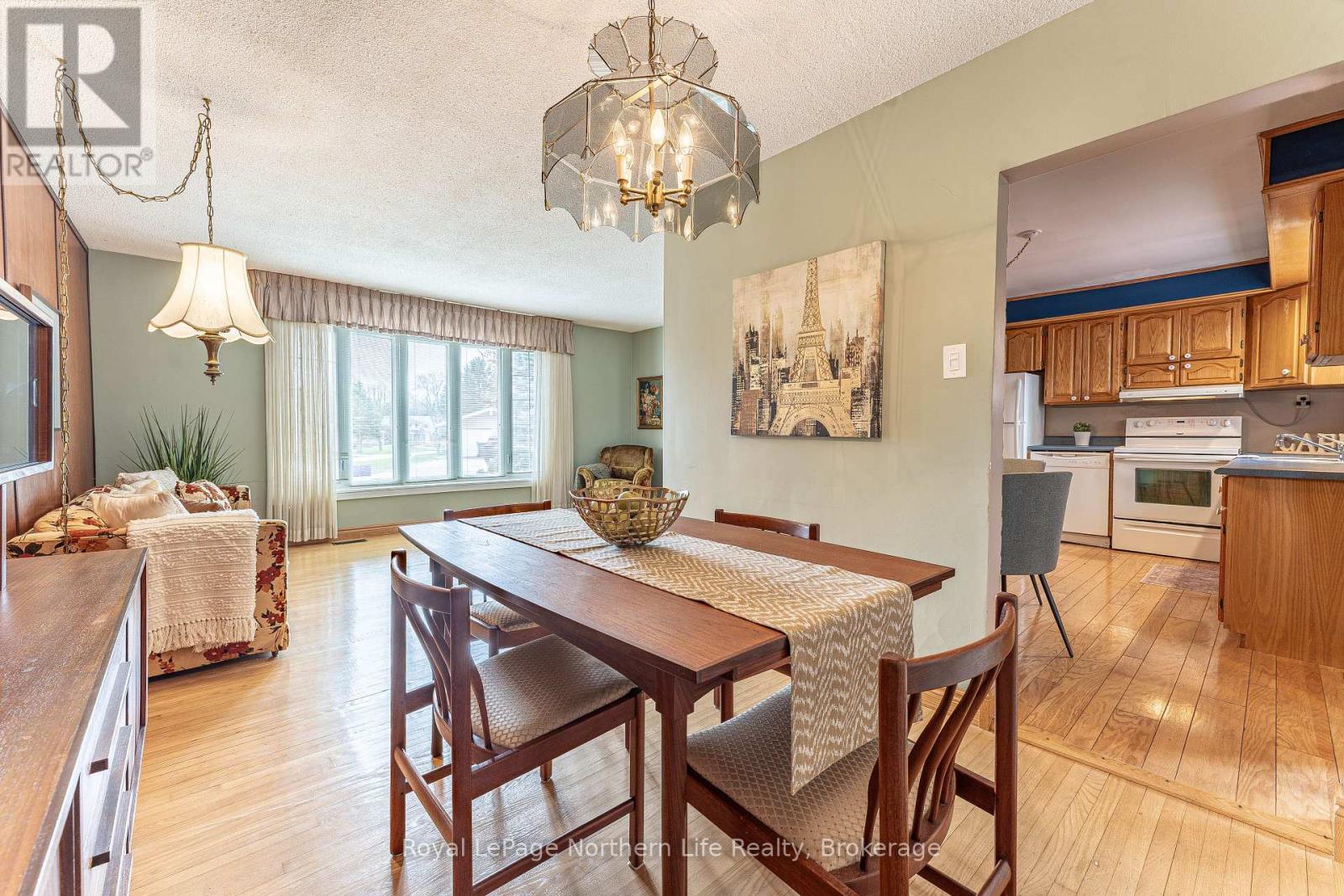 1608 Parkwood Drive, North Bay, Ontario  P1B 4R4 - Photo 7 - X13142672