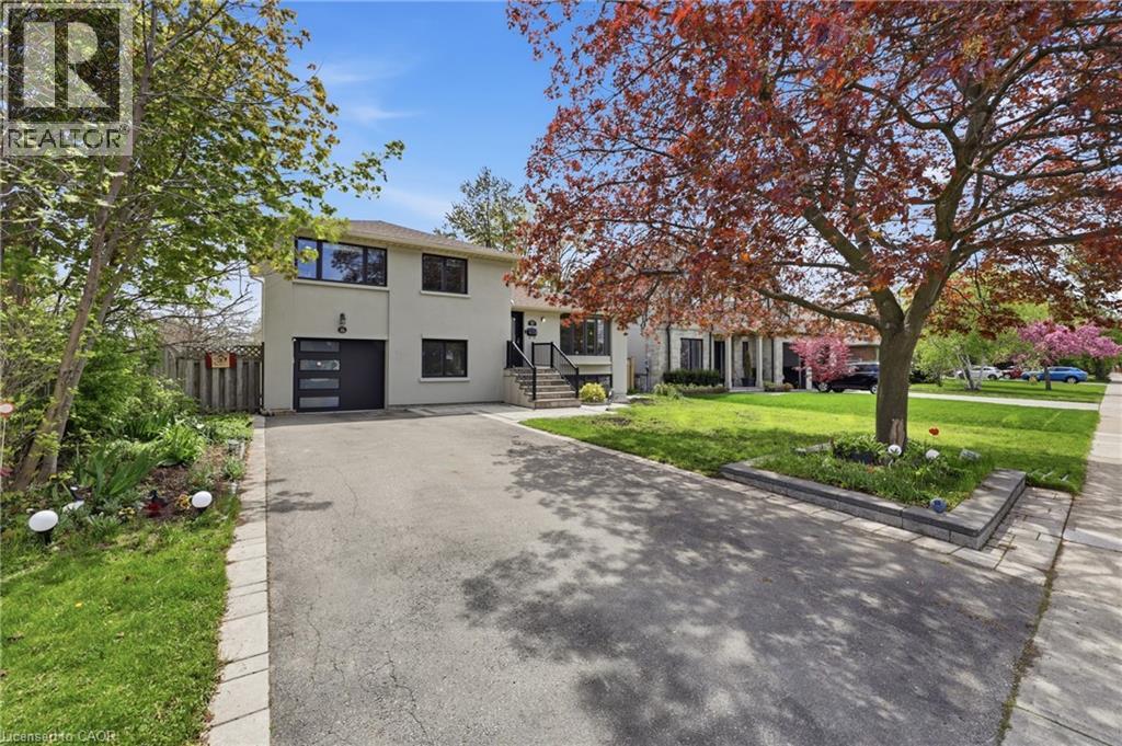 2122 Bridge Road, Oakville, Ontario  L6L 2G1 - Photo 4 - 40831254