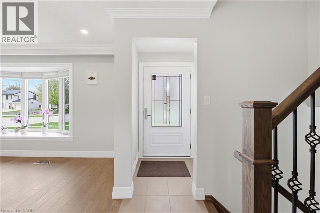 2122 Bridge Road, Oakville, Ontario  L6L 2G1 - Photo 7 - 40831254
