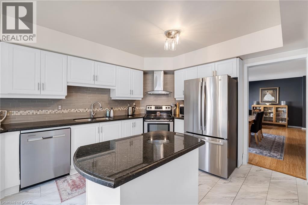 249 Rushbrook Drive, Newmarket, Ontario  L3X 2K2 - Photo 9 - 40823705