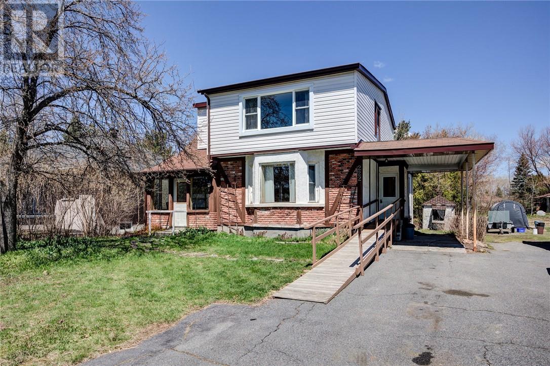 222 Nepahwin, Sudbury, Ontario  P3E 2H6 - Photo 2 - 2127861