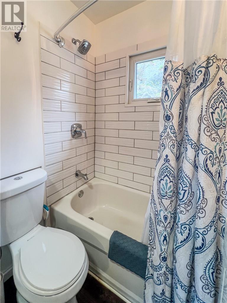 30 Anna Road, Whitefish, Ontario  P0M 3E0 - Photo 17 - 2127800