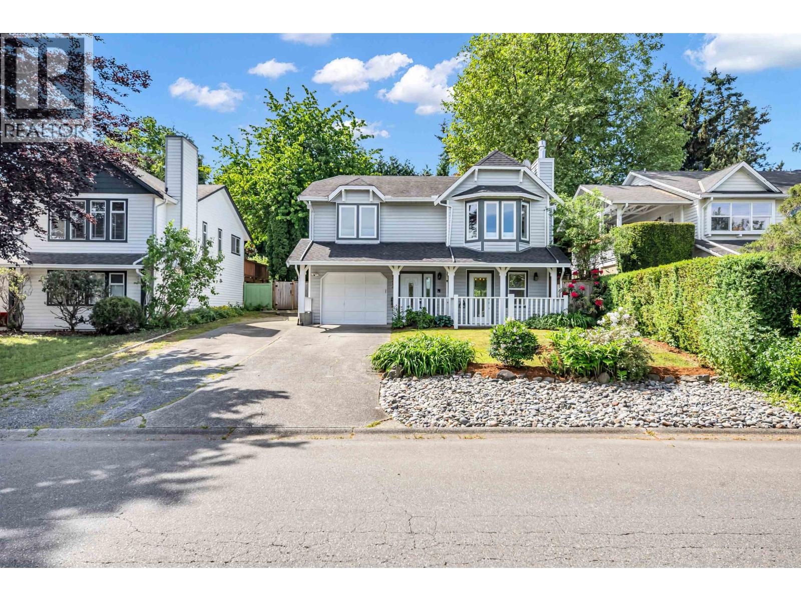 22656 Kendrick Loop, Maple Ridge, British Columbia  V2X 9N5 - Photo 2 - R3124514