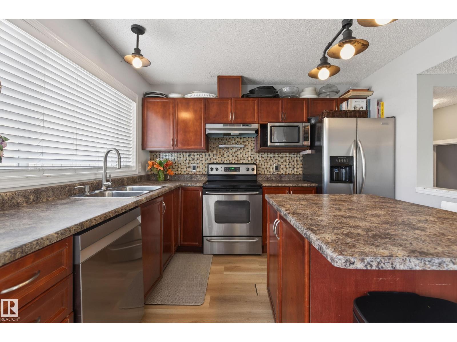 6054 South Terwillegar Bv Nw, Edmonton, Alberta  T6R 0K6 - Photo 3 - E4488532