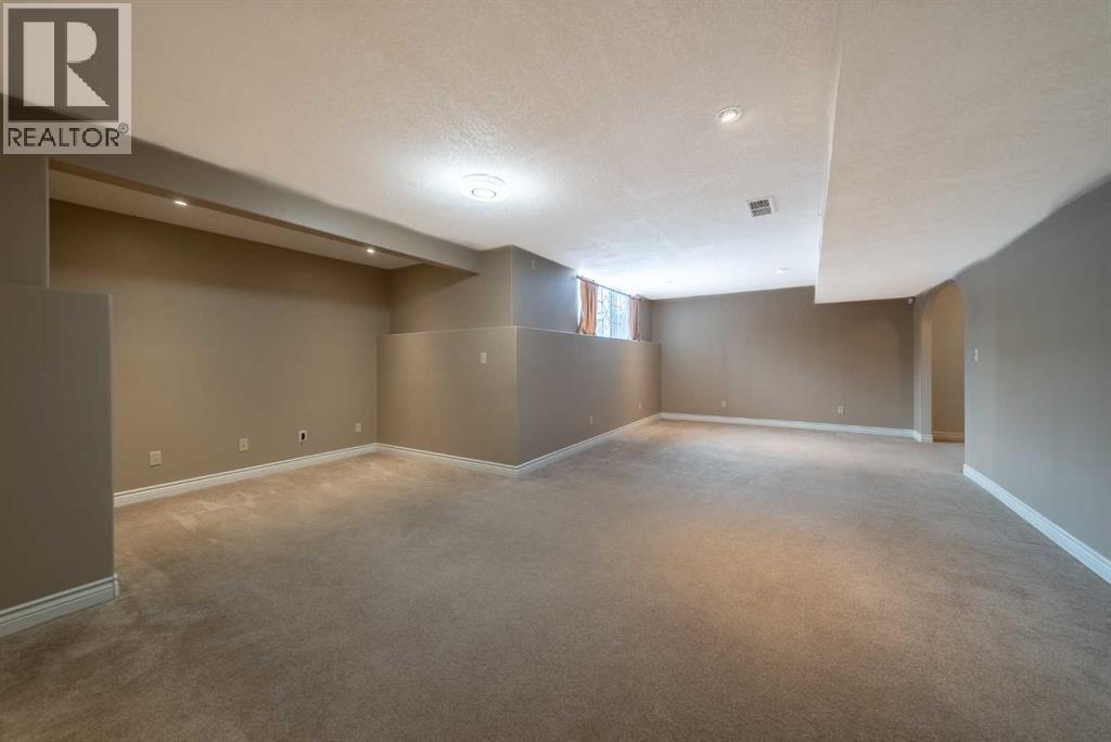 107 Panatella Close NW, Calgary, Alberta  T3K 6C6 - Photo 30 - A2309961