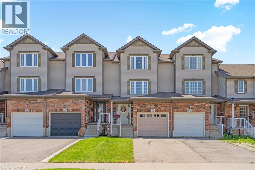 27 Madeleine Street, Kitchener, Ontario  N2R 1V5 - Photo 2 - 40831160