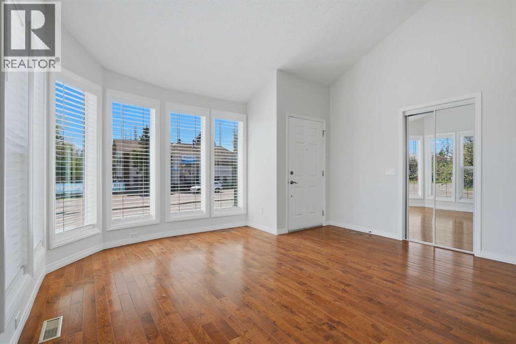 4 Woodstock Road Sw, Calgary, Alberta  T2W 5V8 - Photo 3 - A2312247